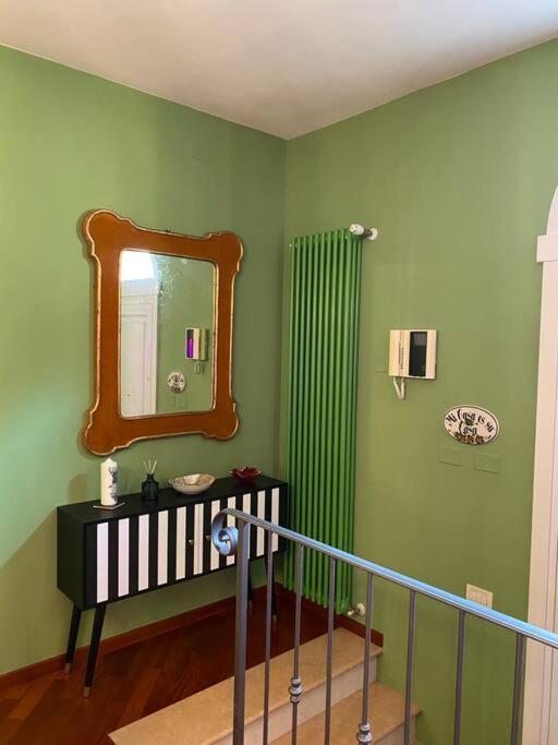 Maggie'S Place Appartment With Private Backyard Равена Екстериор снимка