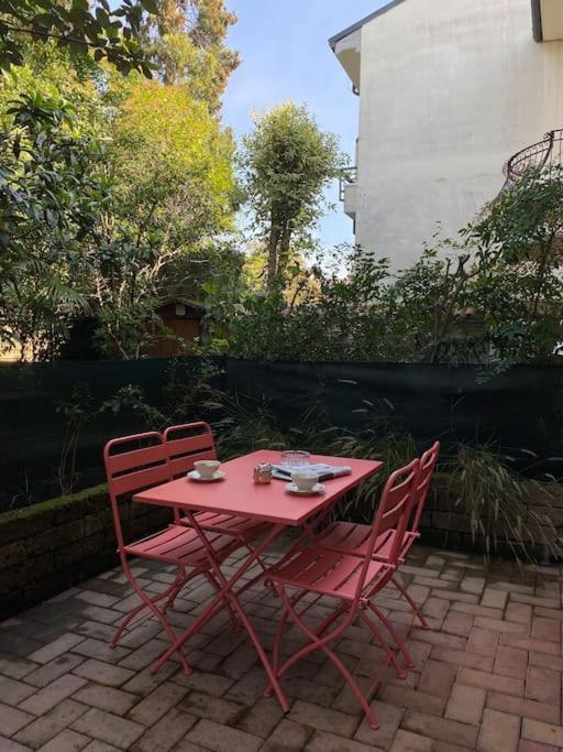 Maggie'S Place Appartment With Private Backyard Равена Екстериор снимка